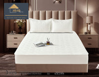 Set Husa De Pat Dublu, Din Catifea, Tip Topper Cu Elastic 180x200 cm - Plus Doua Fete De Perna HCT10